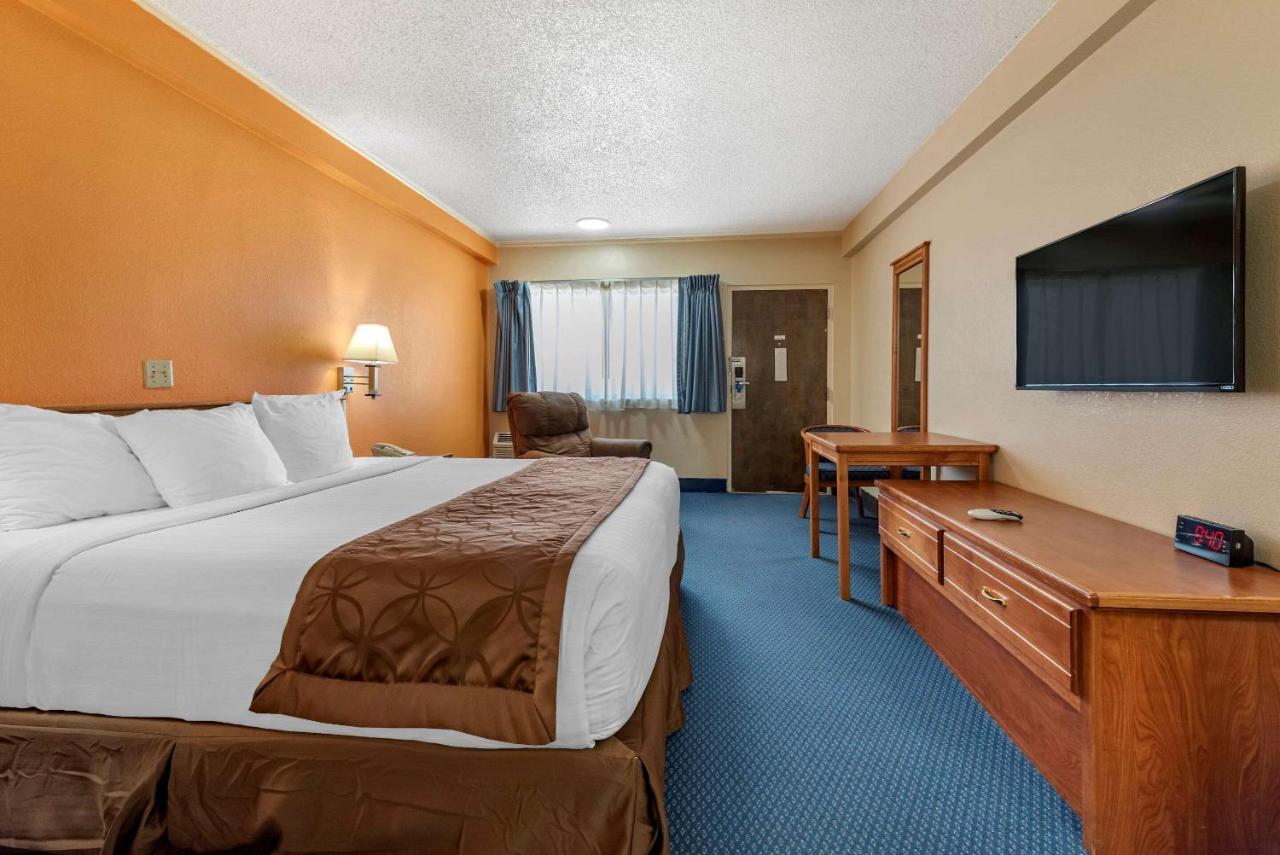Asam Hotel Goodland ภายนอก รูปภาพ