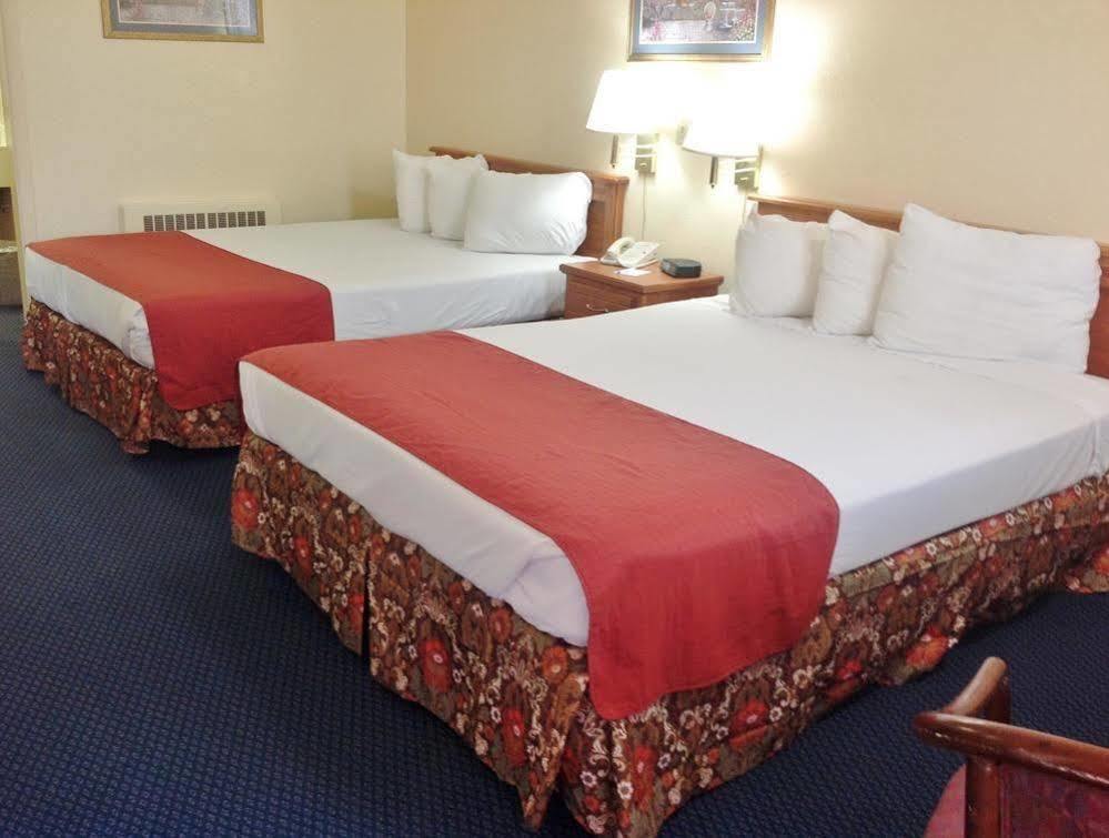 Asam Hotel Goodland ภายนอก รูปภาพ